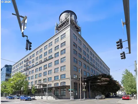 1420 NW Lovejoy St #327, Portland, OR 97209