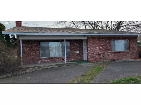 117 N Main St, Milton Freewater, OR 97862