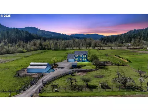 30356 Camas Swale Rd, Creswell, OR 97426