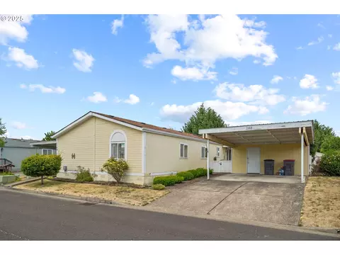 1168 SW Emma Dr, Mcminnville, OR 97128
