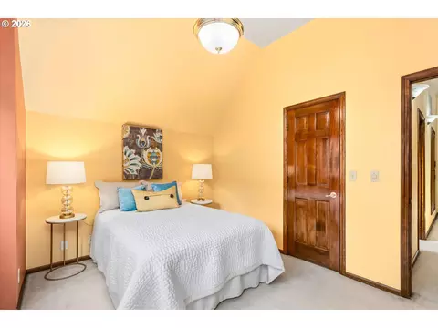Bedroom - 5277 Overbrook Ln, Eugene, OR 97405 photo 6 of 6