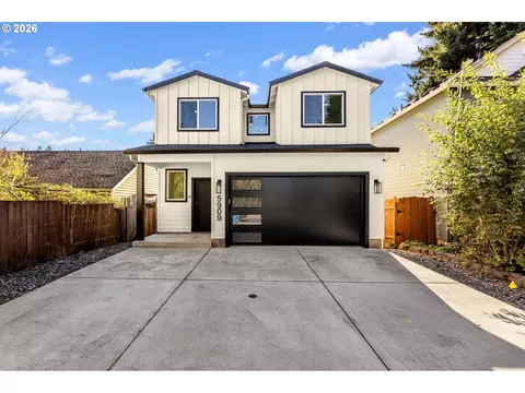5909 NE 56th Cir, Vancouver, WA 98661