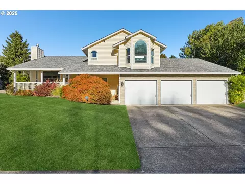 8915 NE 28th Pl, Vancouver, WA 98665