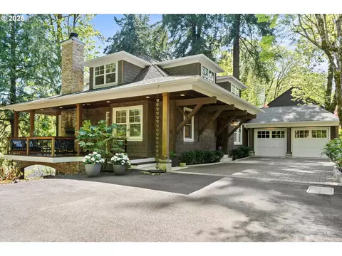3788 Calaroga Dr, West Linn, OR 97068