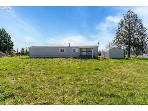 3597 Leonard Rd, Grants Pass, OR 97527