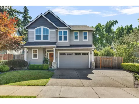 18850 Tanoak Way, Oregon City, OR 97045