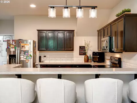 Kitchen - 2358 SE Palmquist Rd, Gresham, OR 97080 photo 9 of 9