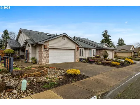 1140 Pawnee Cir, Salem, OR 97306