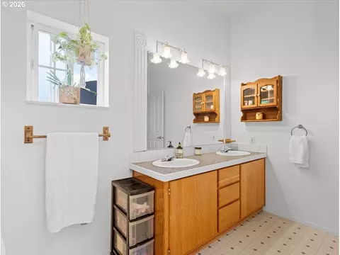 70460 Nick Thomas Rd, Rainier, OR 97048 photo 35