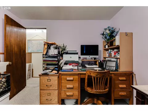 Other - 930 25th Pl, Springfield, OR 97477 photo 6 of 10
