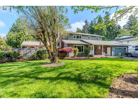 3727 SE Spruce St, Hillsboro, OR 97123