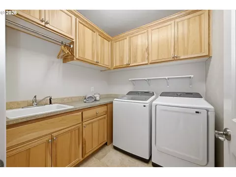 Other - 3333 Riverplace Dr, Eugene, OR 97401 photo 8 of 9