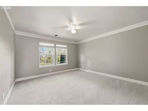 Bedroom - 3333 Riverplace Dr, Eugene, OR 97401 photo 6 of 6