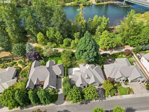 View/Area - 3333 Riverplace Dr, Eugene, OR 97401 photo 2 of 6