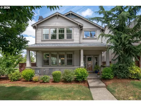 10995 SW Stockholm Dr, Wilsonville, OR 97070