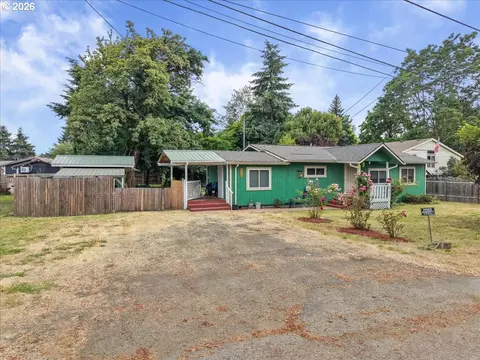 Exterior - 224 5th St, Dillard, OR 97432 photo 1 of 6