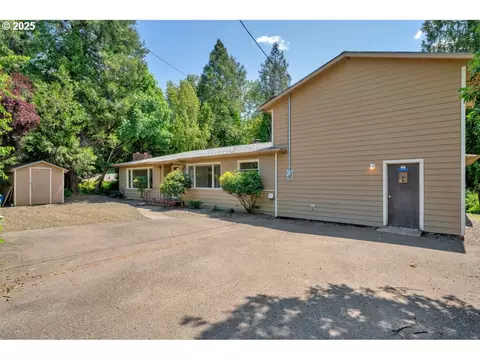 1541 Buckhorn Rd, Roseburg, OR 97470