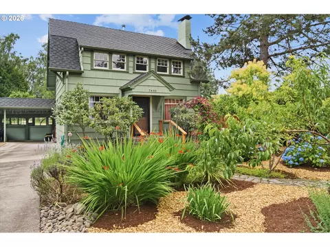 7430 SW 76th Ave, Portland, OR 97223