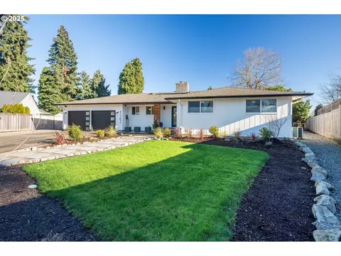 7262 SE Tamarack Ct, Milwaukie, OR 97267