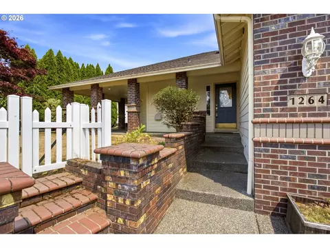 Exterior - 1264 SE Larch Way, Gresham, OR 97080 photo 2 of 10