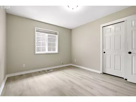 Bedroom - 1264 SE Larch Way, Gresham, OR 97080 photo 5 of 5