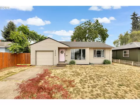 3809 Thompson Ave, Vancouver, WA 98660