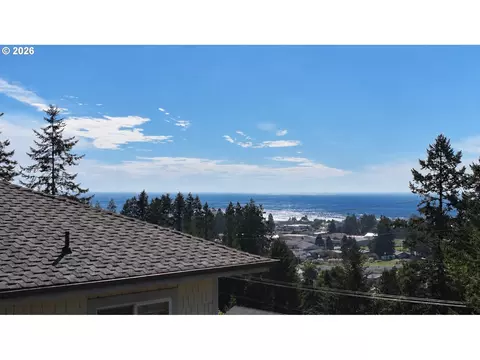 845 Marina Heights Rd, Brookings, OR 97415