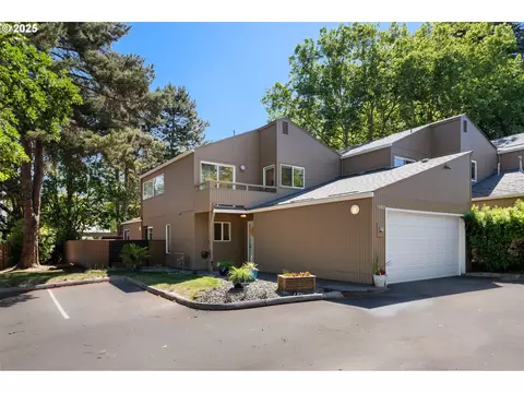 1882 NW Shorewood Ct, Beaverton, OR 97006