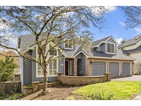 15410 SW Bobwhite Cir, Beaverton, OR 97007