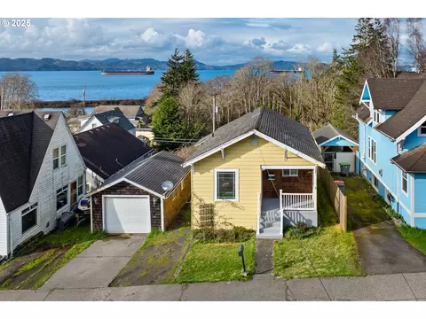4560 Leif Erikson Dr, Astoria, OR 97103