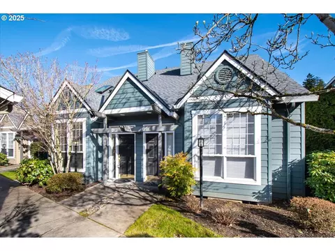 9008 NE 54th St #D12, Vancouver, WA 98662