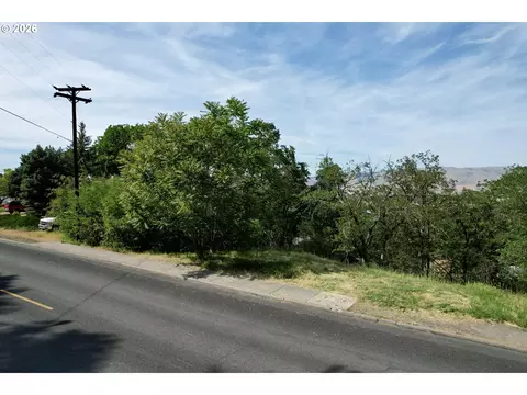 0 E Scenic Dr, The Dalles, OR 97058