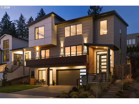 517 NE Province Dr, Camas, WA 98607