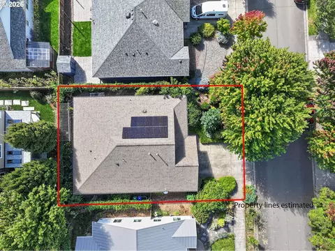 View/Area - 1663 5th St, Hood River, OR 97031 photo 1 of 3