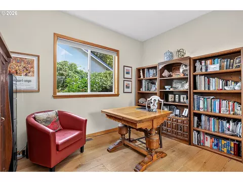 Other - 1663 5th St, Hood River, OR 97031 photo 4 of 8