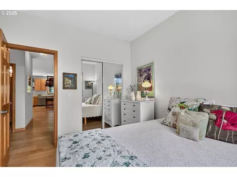 Bedroom - 1663 5th St, Hood River, OR 97031 photo 2 of 7