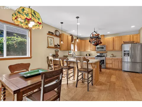 Kitchen - 1663 5th St, Hood River, OR 97031 photo 5 of 5