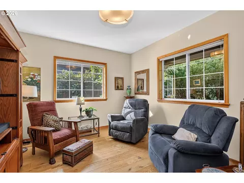 Other - 1663 5th St, Hood River, OR 97031 photo 2 of 8