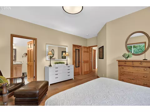Bedroom - 1663 5th St, Hood River, OR 97031 photo 6 of 7