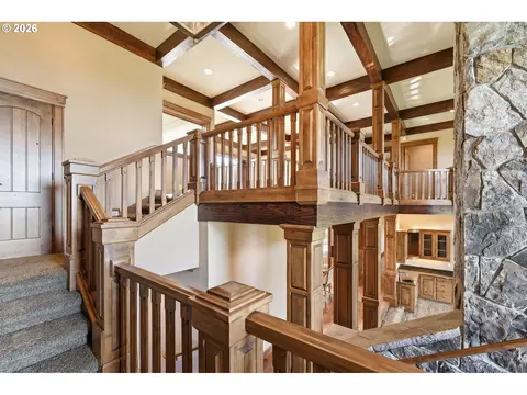 Entry Way - 90747 Diamond Ridge Loop, Eugene, OR 97408 photo 2 of 2