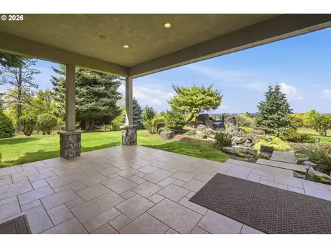 Exterior - 90747 Diamond Ridge Loop, Eugene, OR 97408 photo 1 of 4