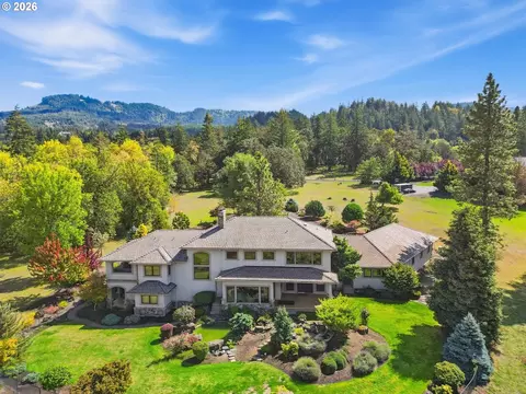 View/Area - 90747 Diamond Ridge Loop, Eugene, OR 97408 photo 6 of 7
