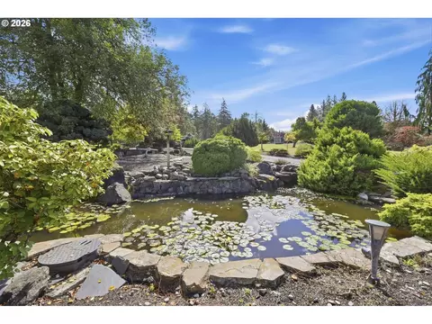 Exterior - 90747 Diamond Ridge Loop, Eugene, OR 97408 photo 3 of 4