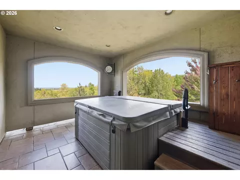 Exterior - 90747 Diamond Ridge Loop, Eugene, OR 97408 photo 2 of 4