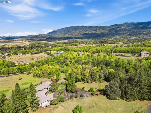 View/Area - 90747 Diamond Ridge Loop, Eugene, OR 97408 photo 7 of 7