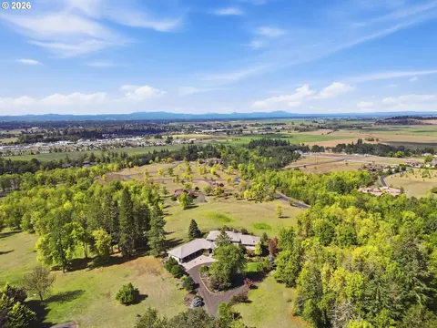 View/Area - 90747 Diamond Ridge Loop, Eugene, OR 97408 photo 4 of 7