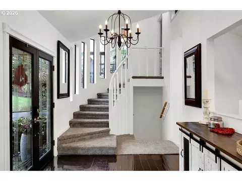 Entry Way - 34846 Matthews Rd, Eugene, OR 97405 photo 1 of 4