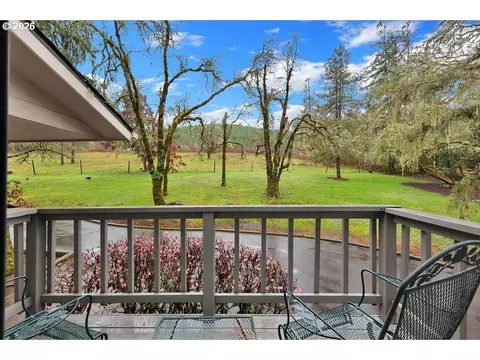 Exterior - 34846 Matthews Rd, Eugene, OR 97405 photo 6 of 8