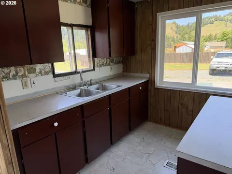 800 King St #22, Powers, OR 97466 photo 7