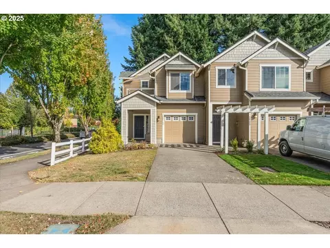 20111 Hoodview Ave, West Linn, OR 97068
